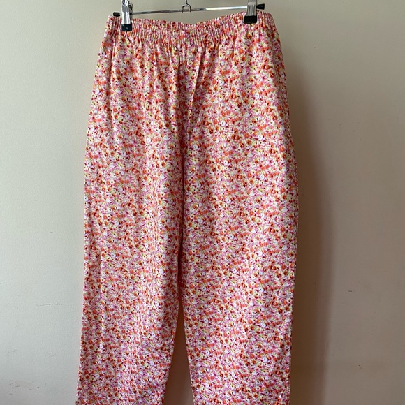 The Tog Shop Pink Floral Tapered Pant - Picture 1 of 5